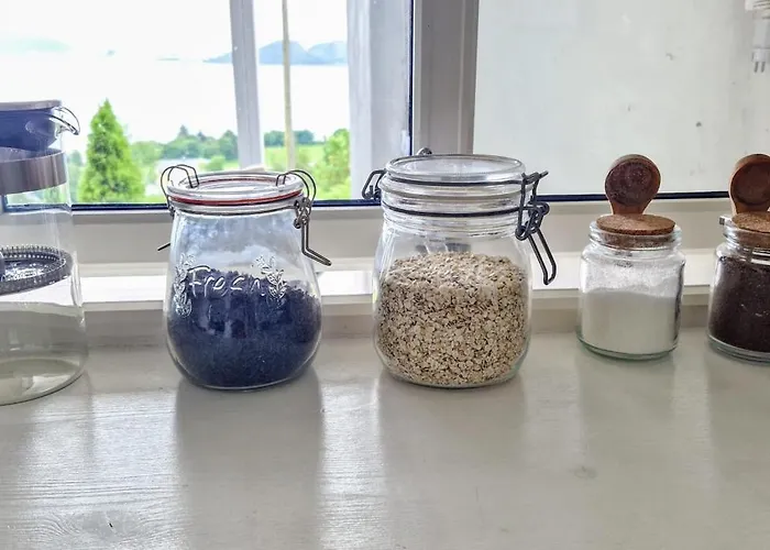 Relaxing Place On Godøya Gjestgiverier Godoy